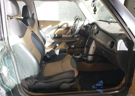 2004 Mini Cooper S z USA, uszkodzony, nr VIN WMWRE33484TD80024